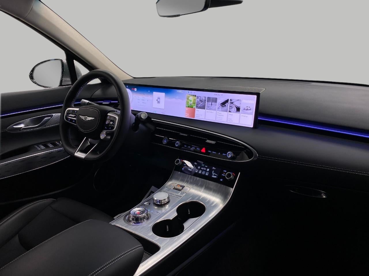 2026 Genesis Electrified GV70 19 AWD
