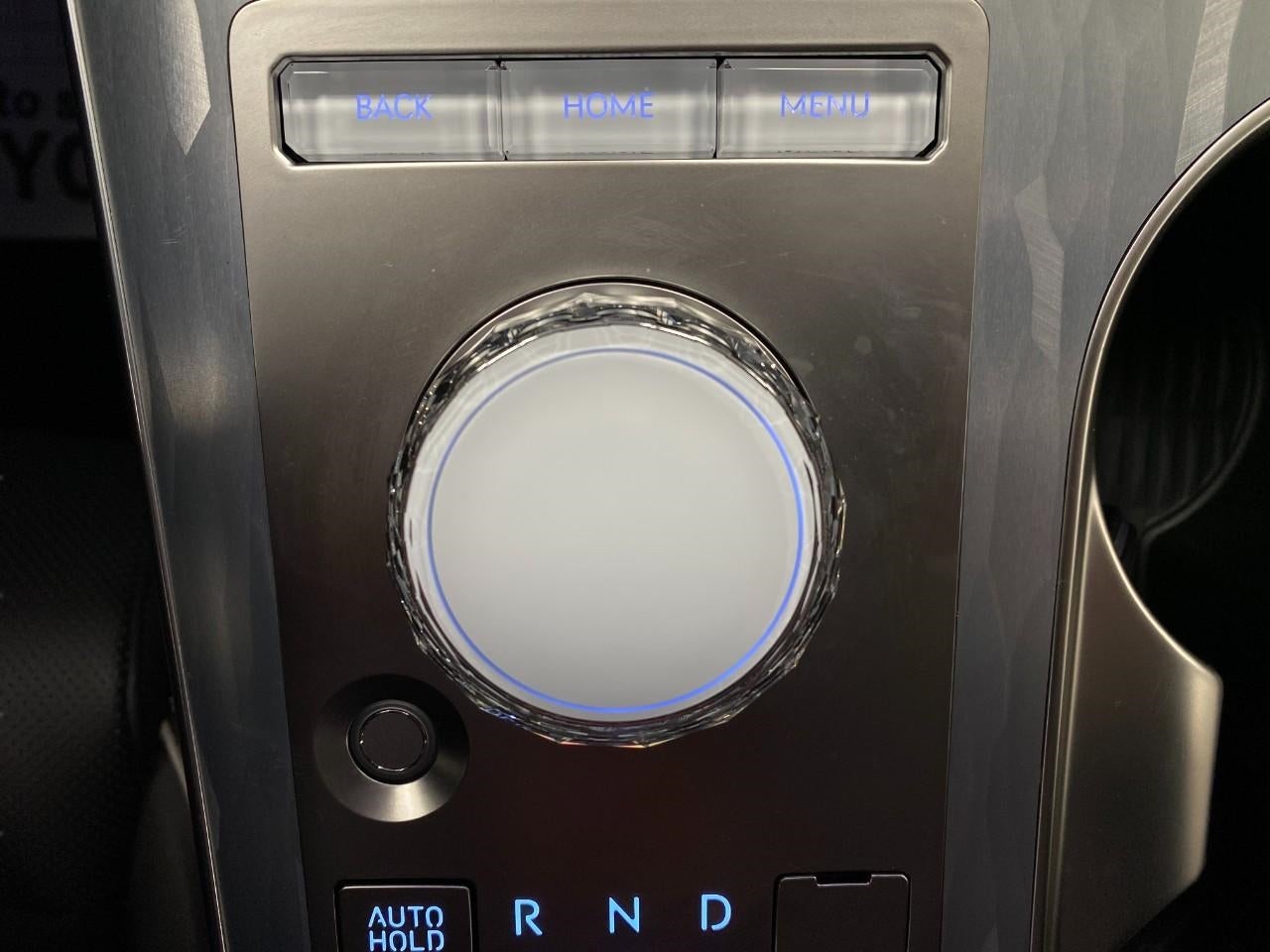 2026 Genesis Electrified GV70 19 AWD