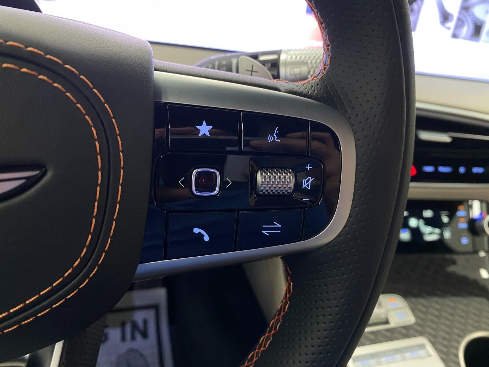 2026 Genesis GV70 3.5T SPORT PRESTIGE