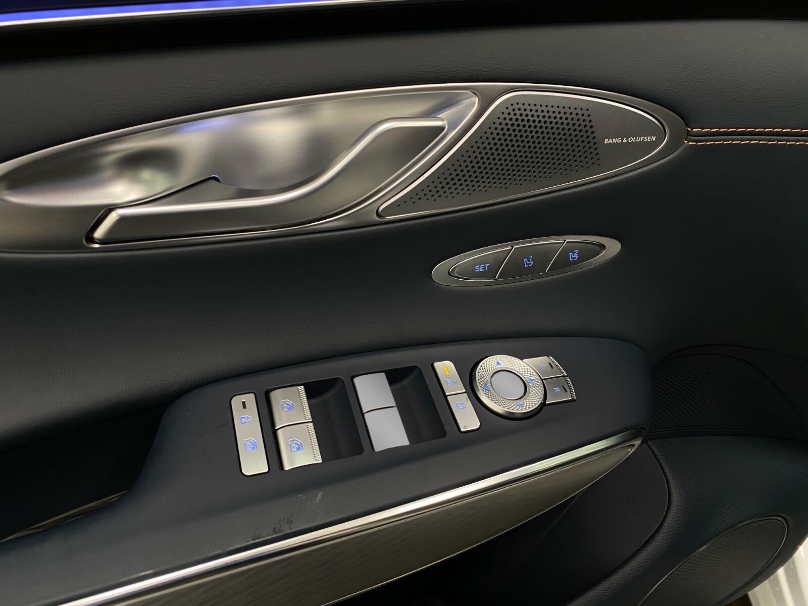 2026 Genesis GV70 2.5T SPORT PRESTIGE