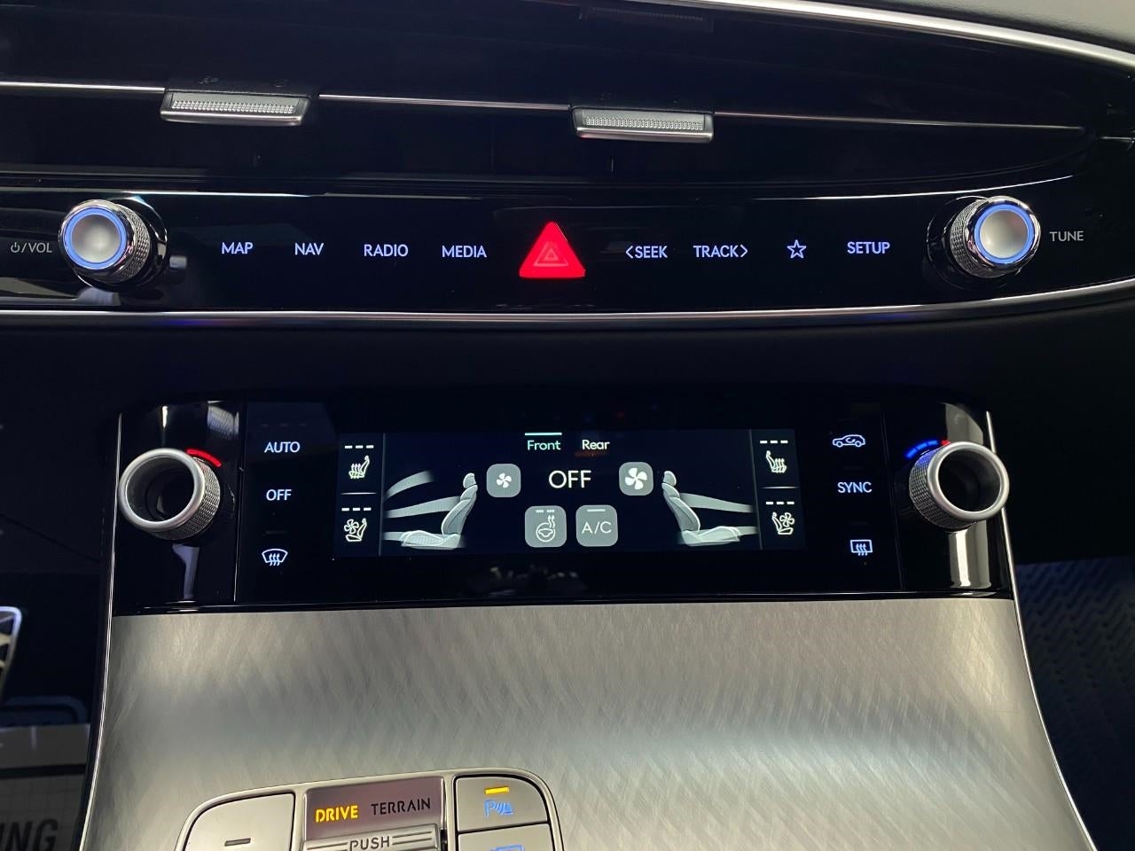 2026 Genesis GV70 2.5T Sport Prestige AWD