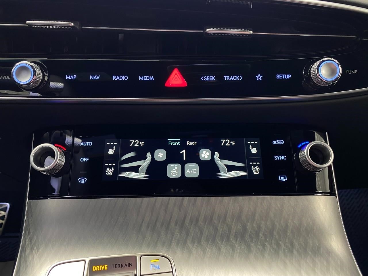 2026 Genesis GV70 2.5T Sport Prestige AWD