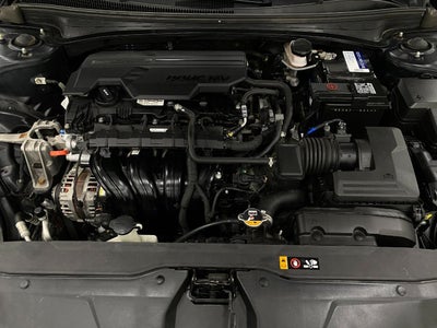 2021 Hyundai Elantra Limited IVT