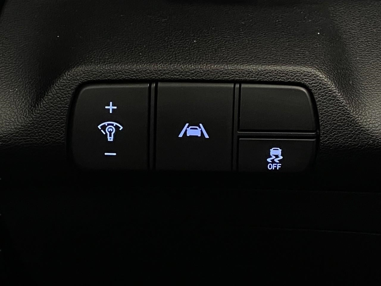 2021 Hyundai Elantra Limited IVT