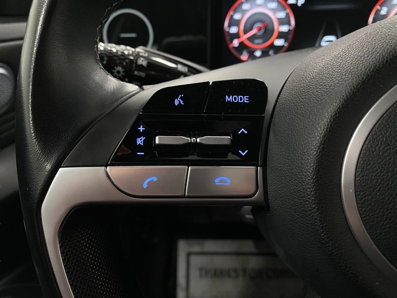 2021 Hyundai Elantra Limited IVT