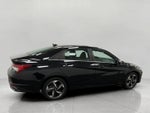 2021 Hyundai Elantra Limited IVT