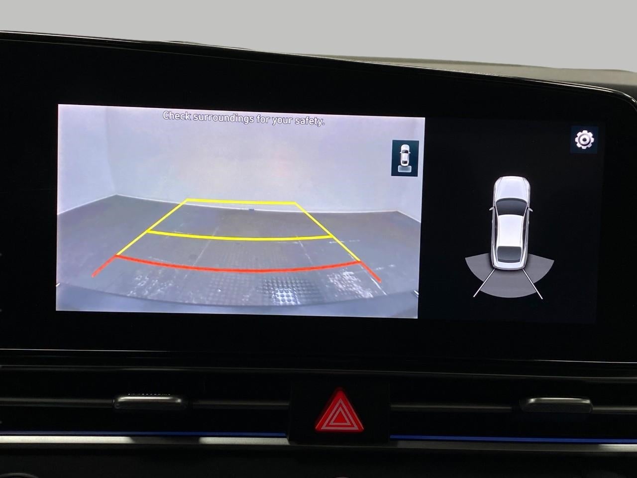 2021 Hyundai Elantra Limited IVT