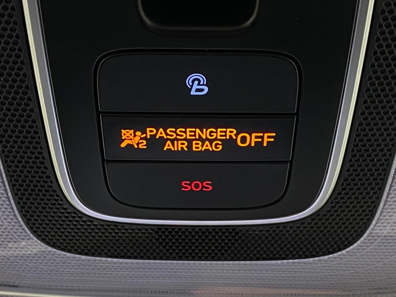 2021 Hyundai Elantra Limited IVT