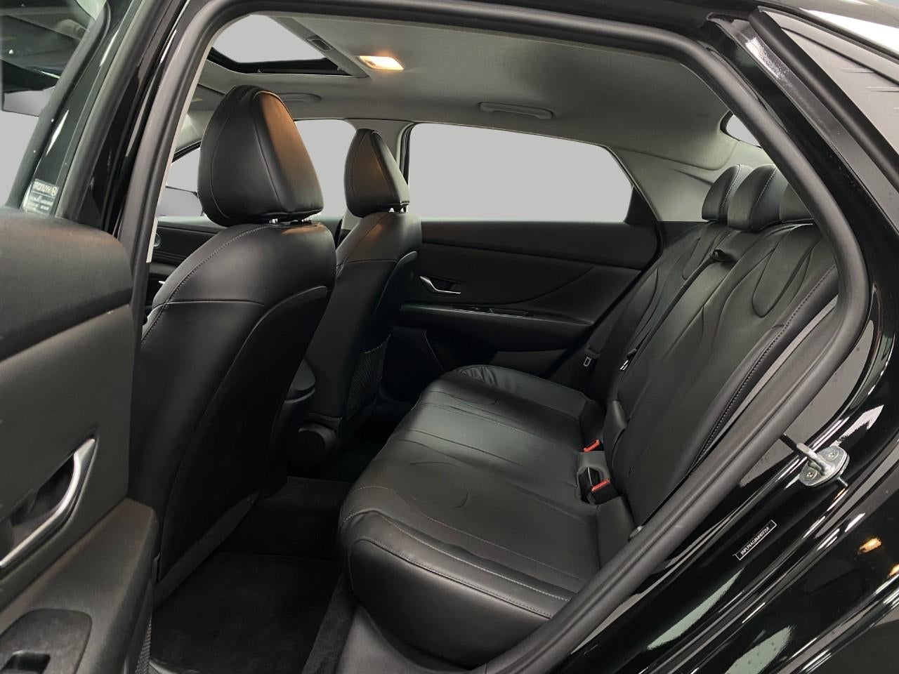 2021 Hyundai Elantra Limited IVT