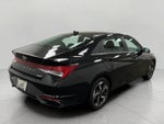 2021 Hyundai Elantra Limited IVT