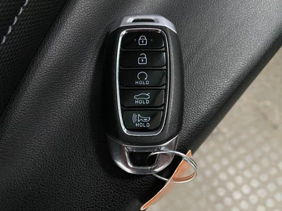 2021 Hyundai Elantra Limited IVT