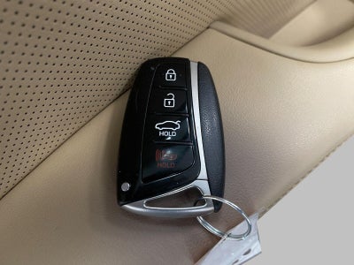 2016 Hyundai Genesis 4dr Sdn V6 3.8L AWD