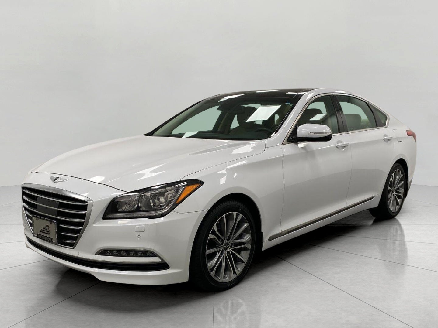 2016 Hyundai Genesis 4dr Sdn V6 3.8L AWD