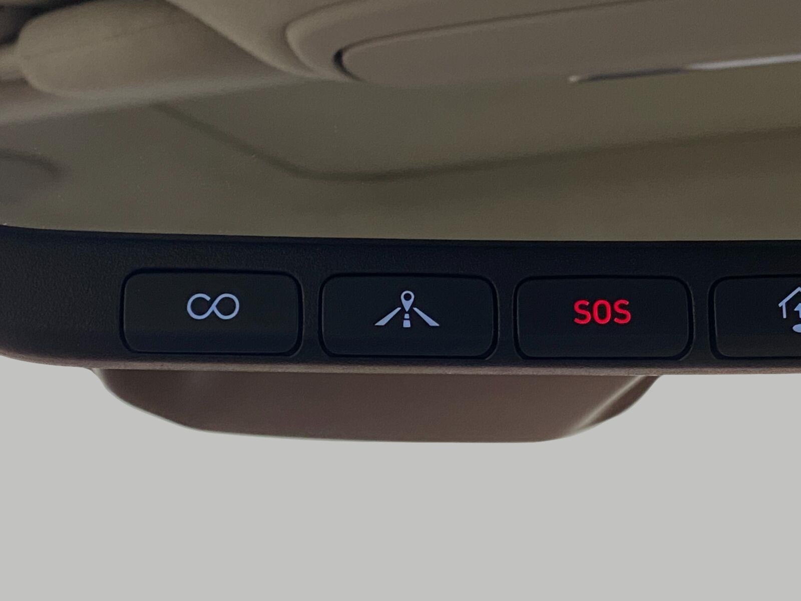 2022 Genesis G90 5.0L Ultimate AWD