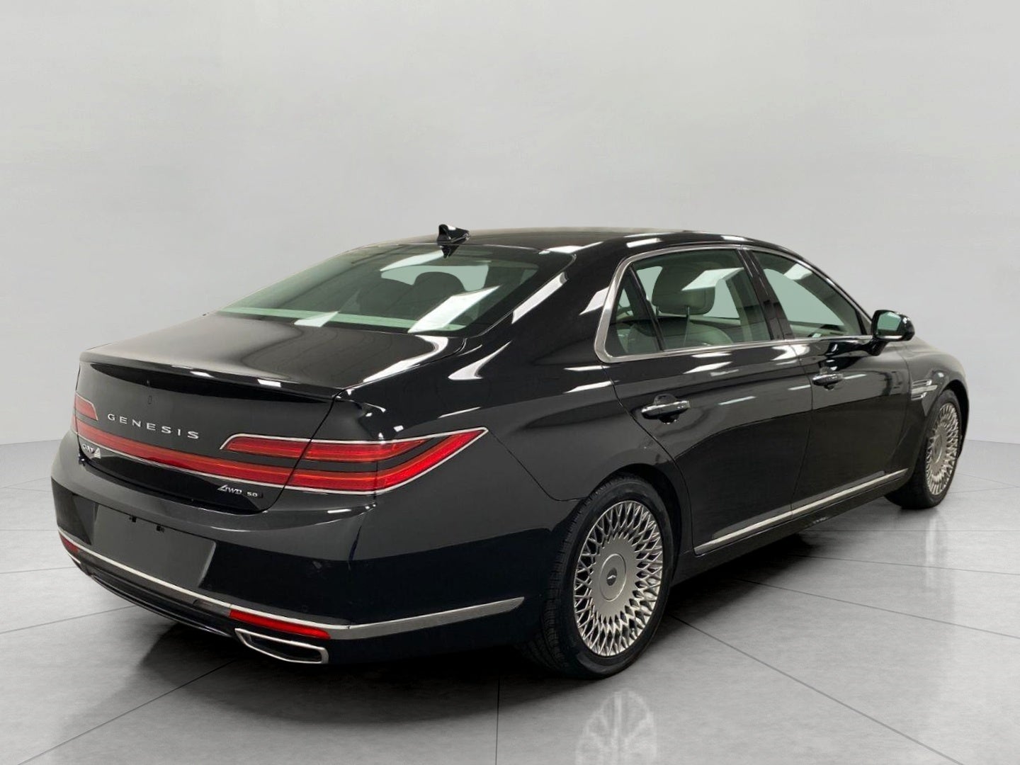 2022 Genesis G90 5.0L Ultimate AWD