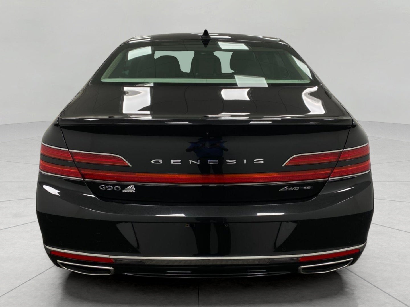 2022 Genesis G90 5.0L Ultimate AWD