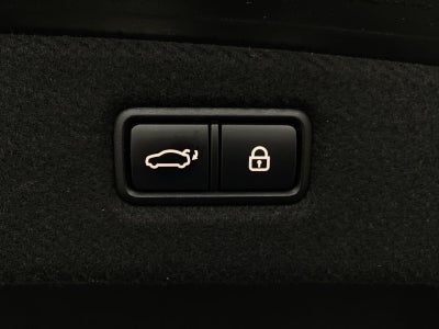 2022 Genesis G90 5.0L Ultimate AWD