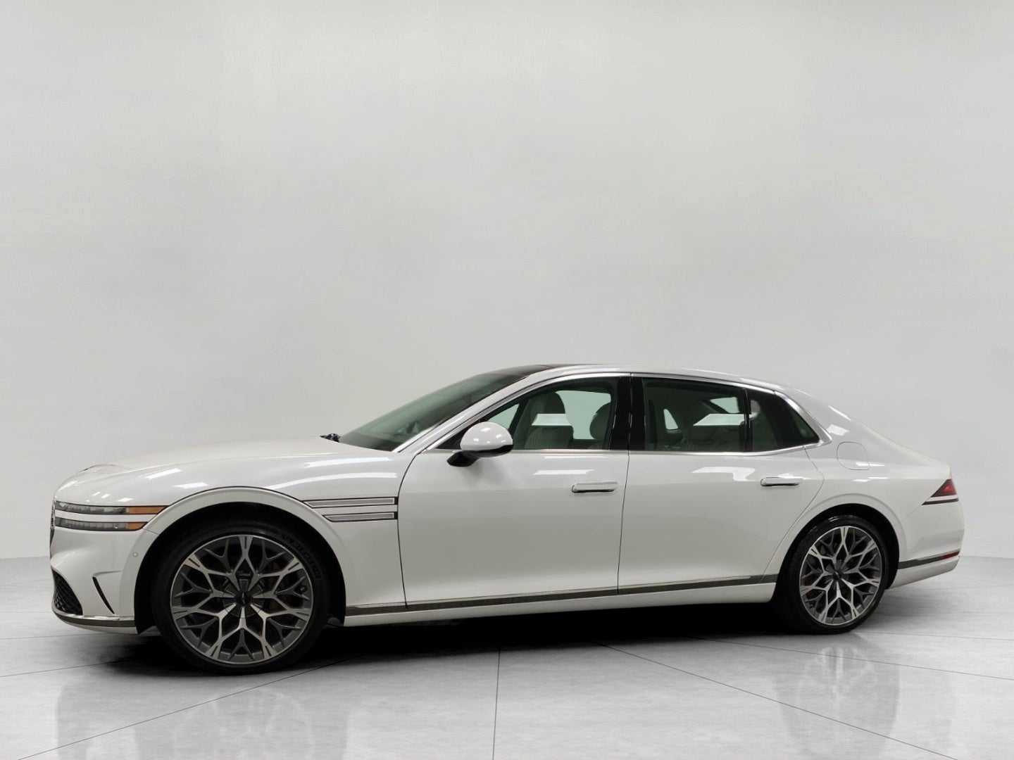 2025 Genesis G90 3.5T e-SC AWD