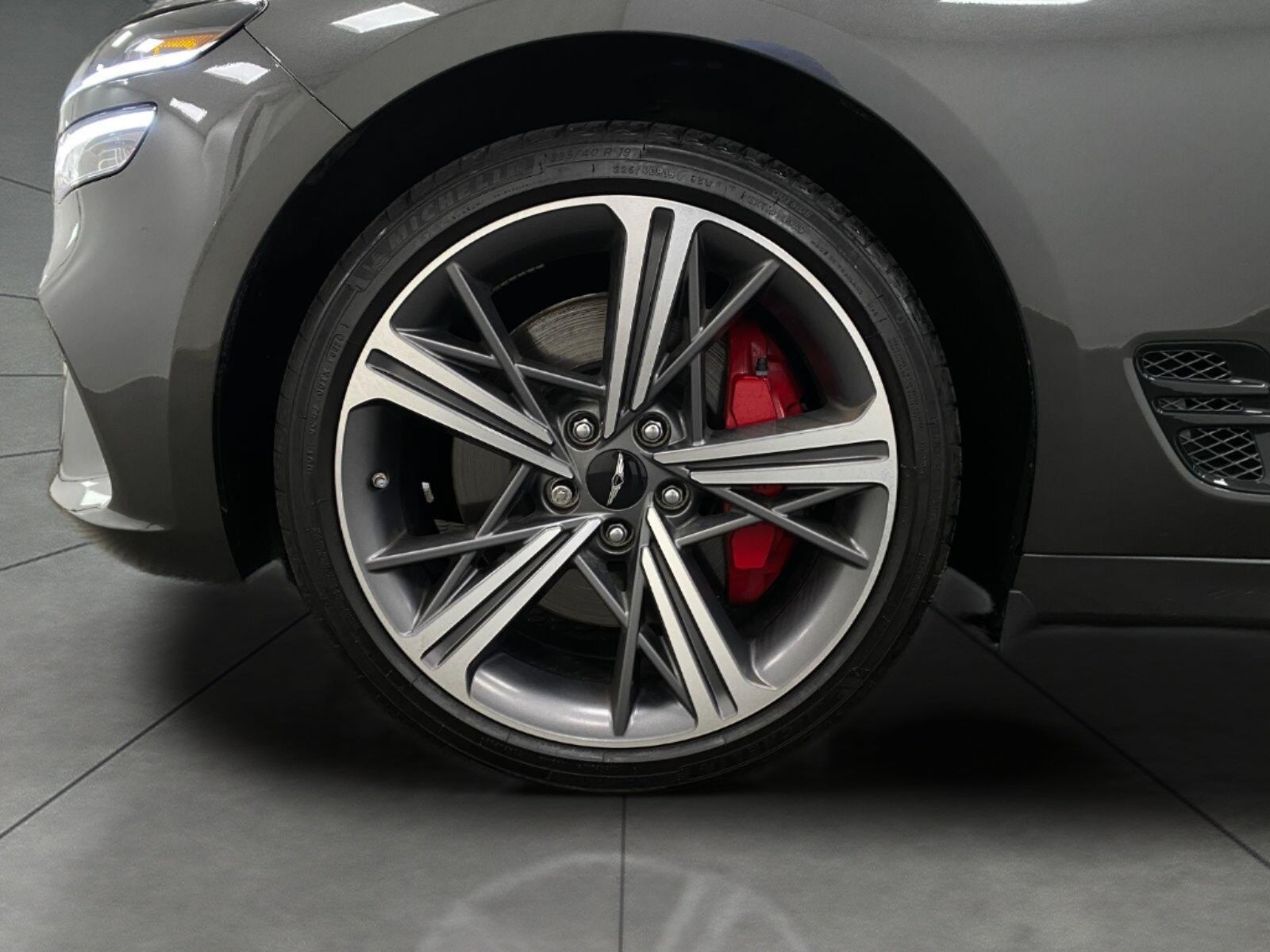 2025 Genesis G70 2.5T AWD