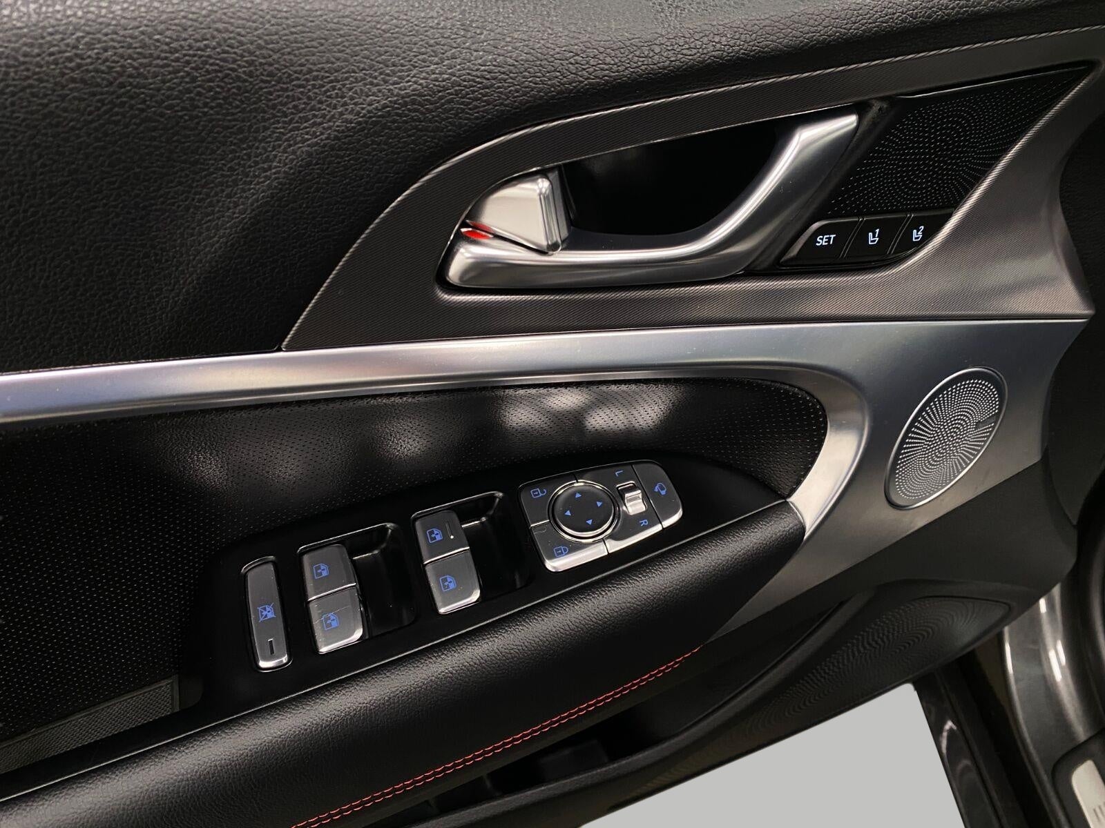 2025 Genesis G70 2.5T AWD
