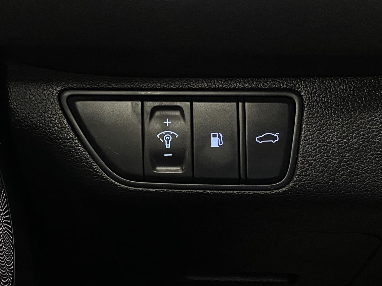 2025 Genesis G70 2.5T AWD