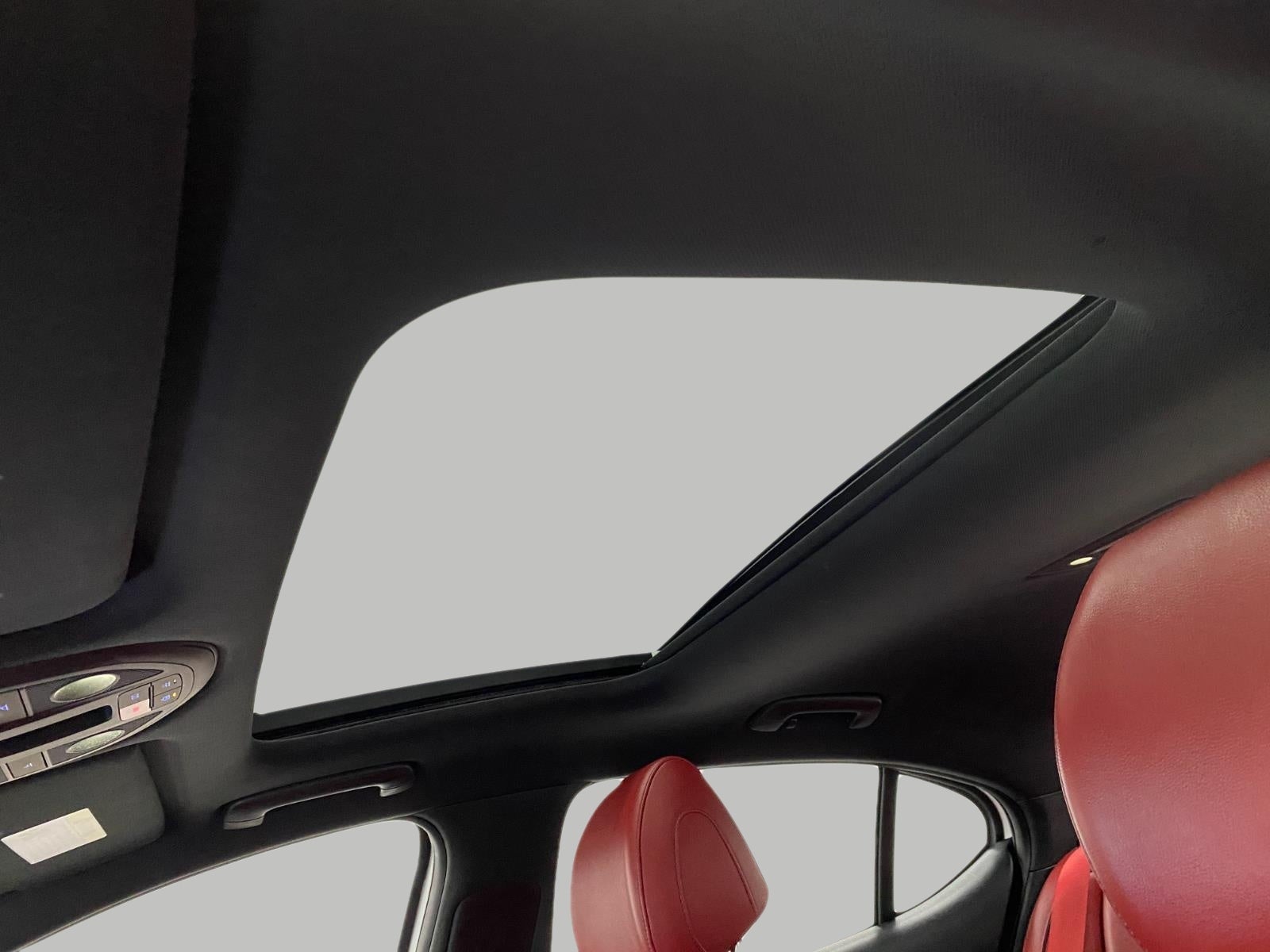 2025 Genesis G70 2.5T AWD