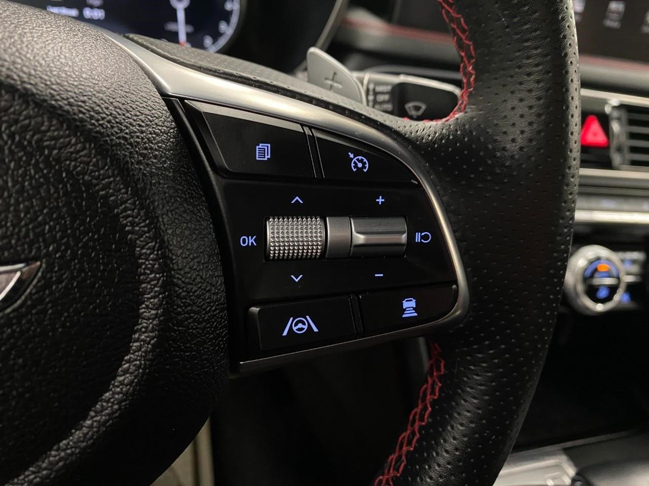2023 Genesis G70 2.0T AWD