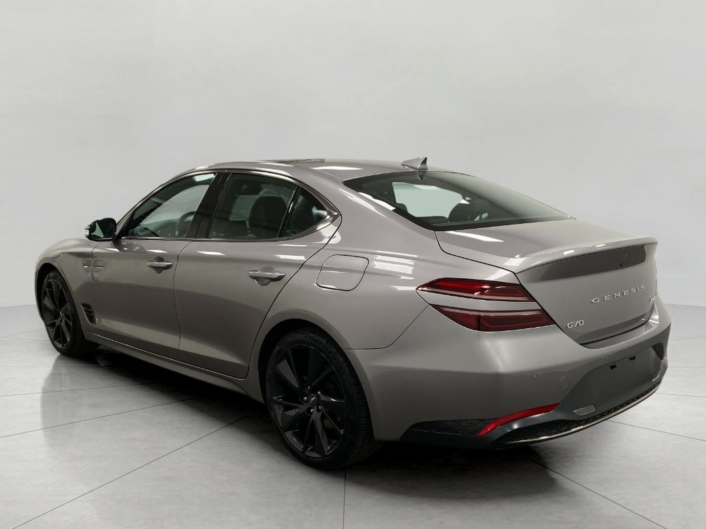 2023 Genesis G70 2.0T AWD