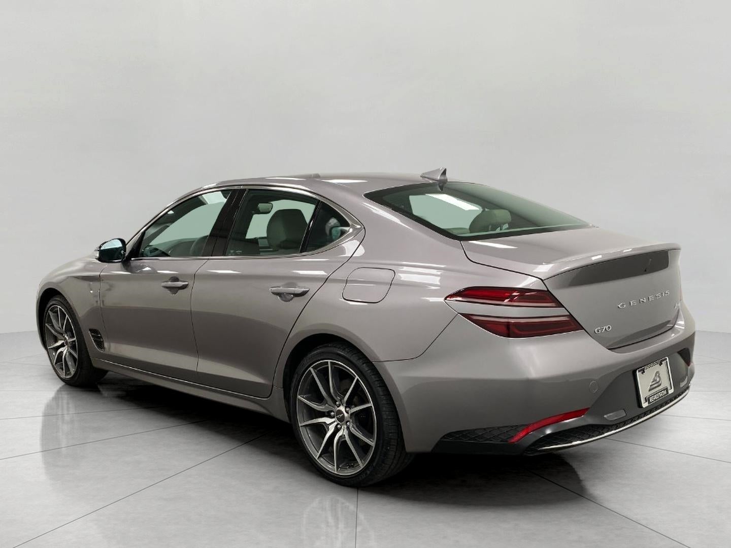 2023 Genesis G70 2.0T AWD