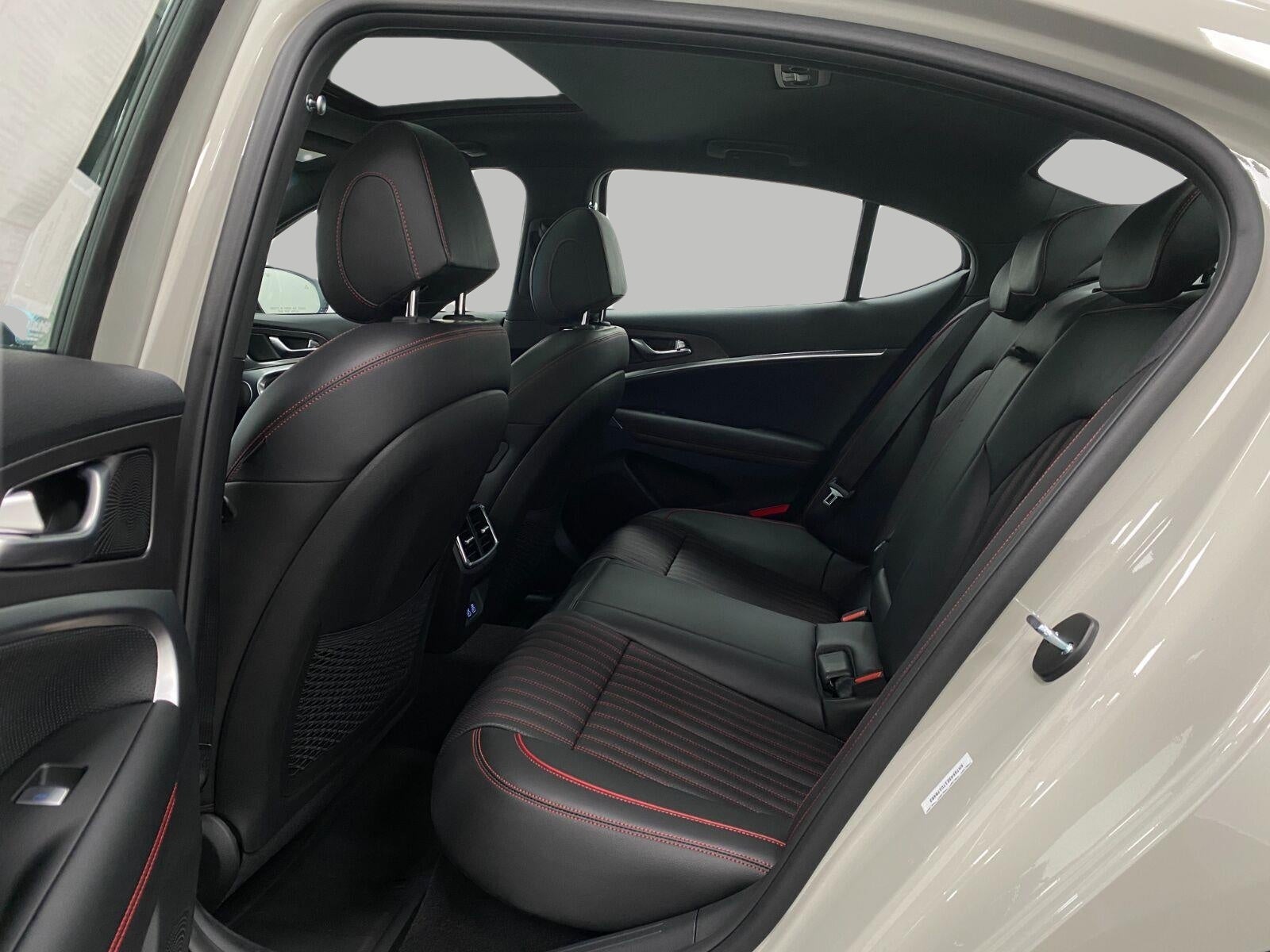 2026 Genesis G70 3.3T SPORT PRESTIGE
