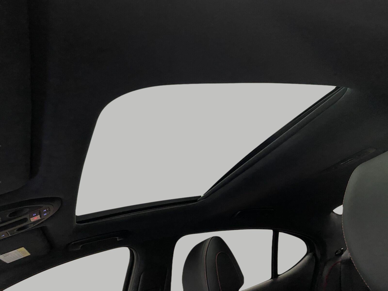 2025 Genesis G70 3.3T Sport Advanced AWD