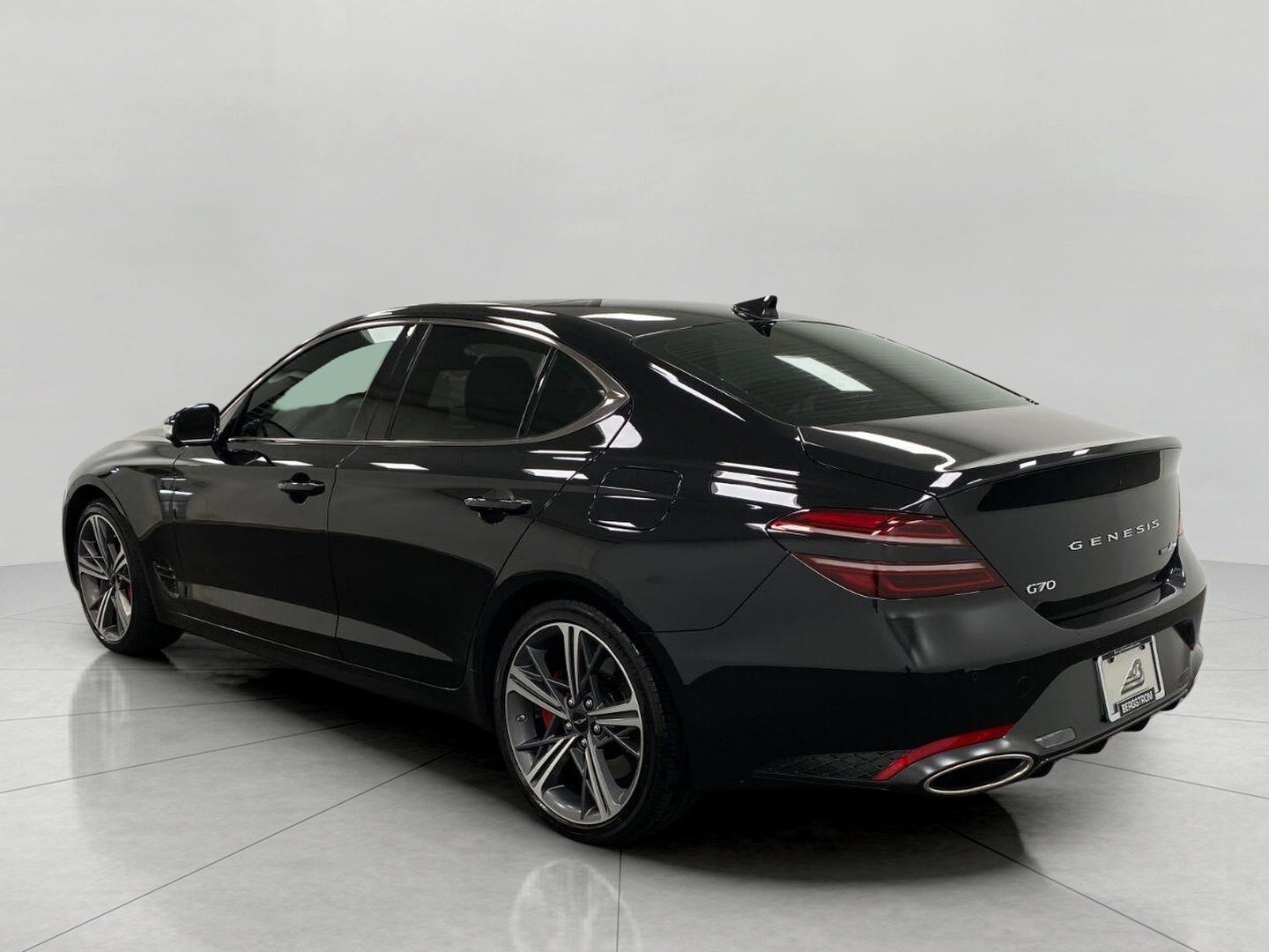 2025 Genesis G70 3.3T Sport Advanced AWD