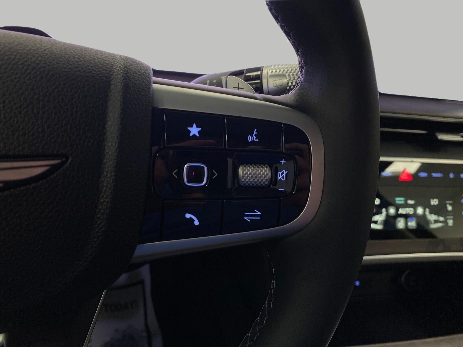 2027 Genesis GV80 2.5T ADVANCED