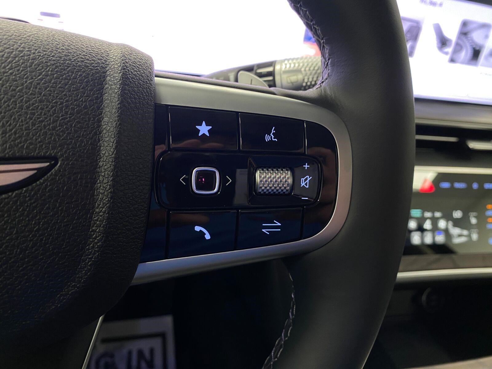 2027 Genesis GV80 2.5T PRESTIGE