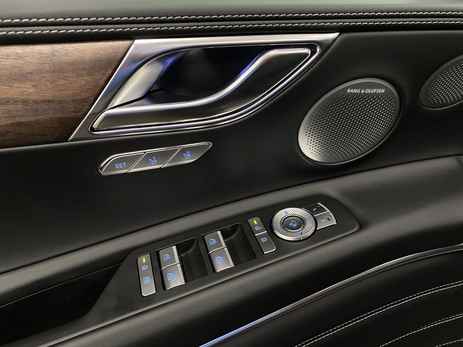 2027 Genesis GV80 2.5T PRESTIGE