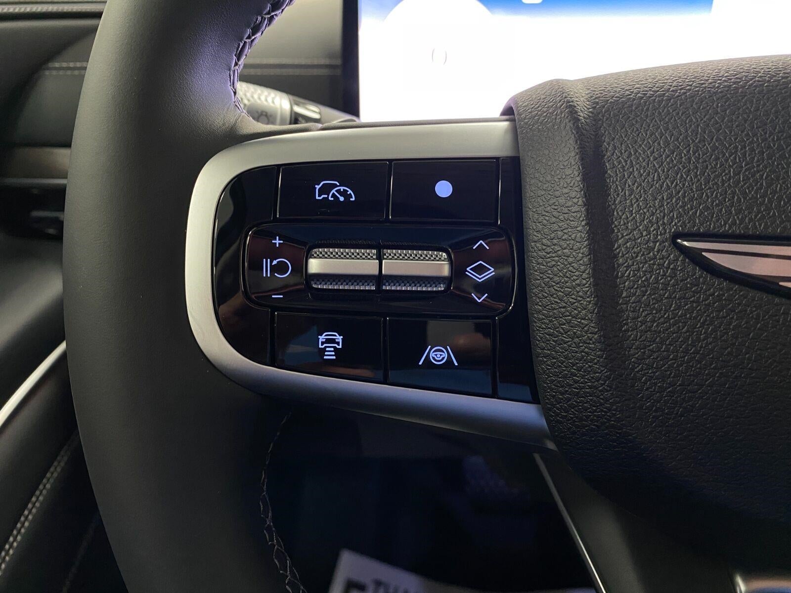 2027 Genesis GV80 2.5T Prestige AWD