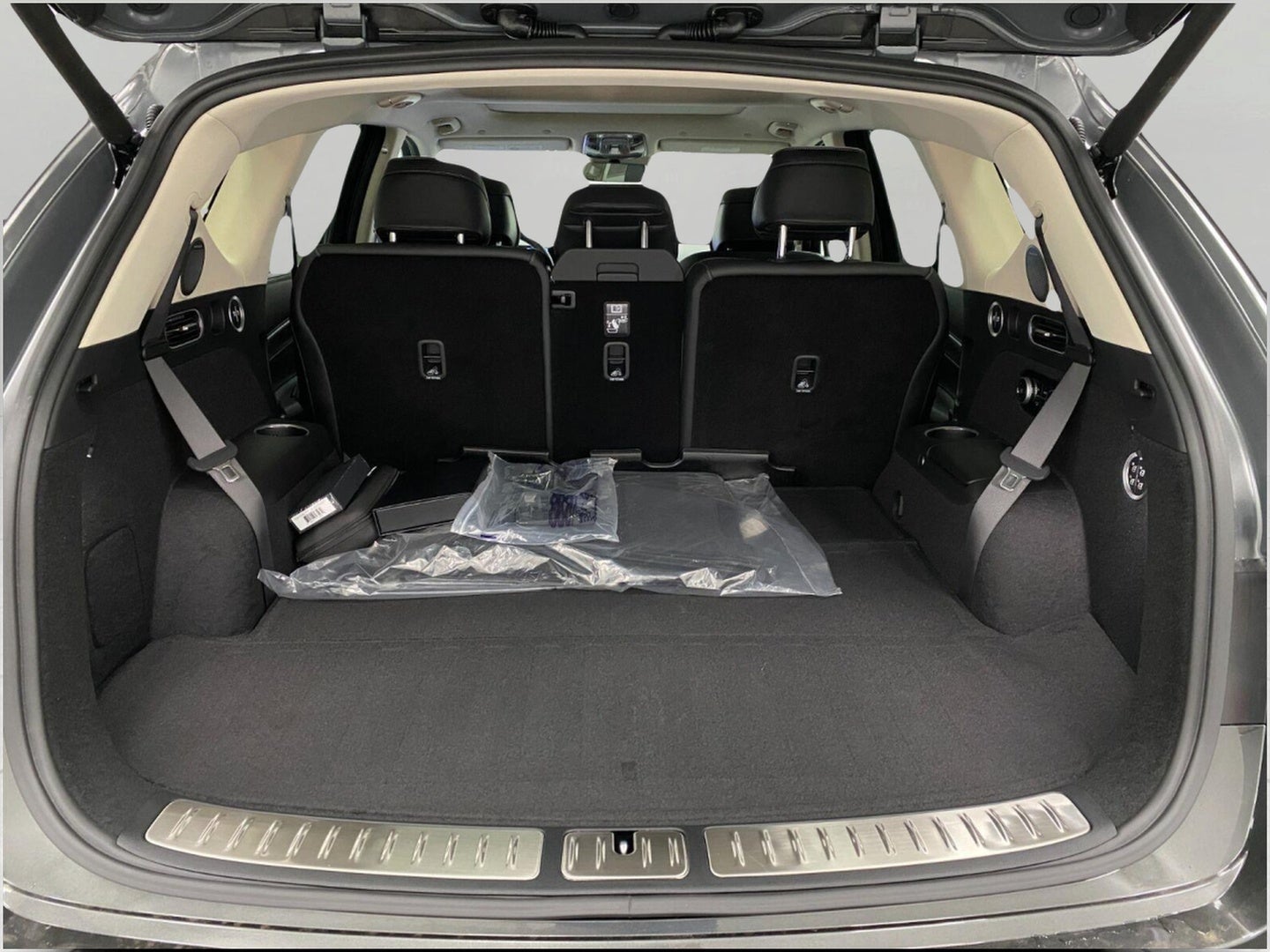 2027 Genesis GV80 2.5T Prestige AWD