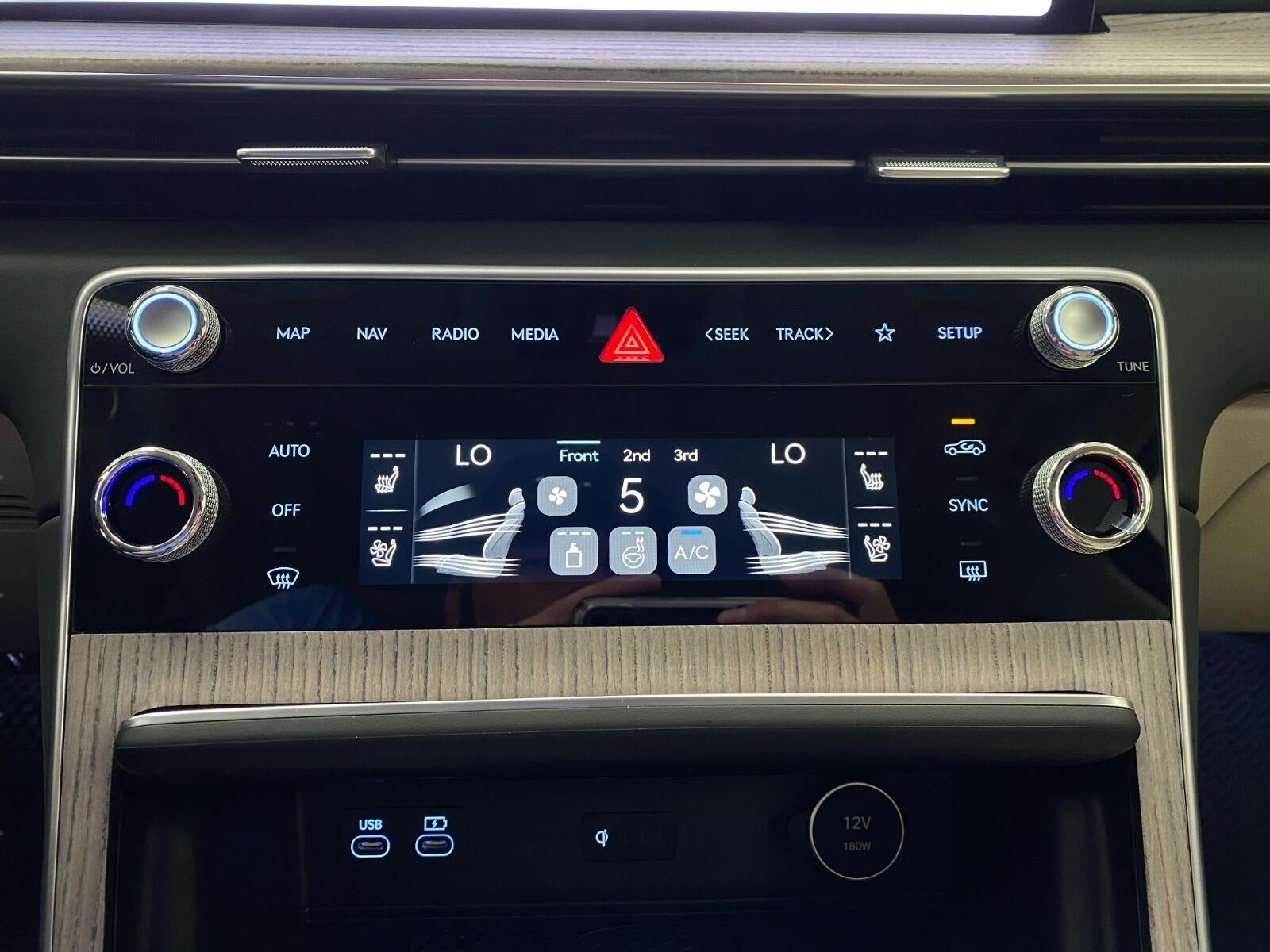 2026 Genesis GV80 2.5T PRESTIGE