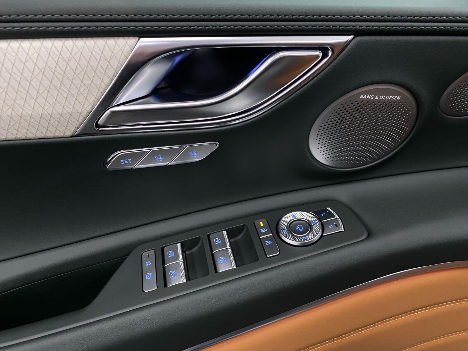 2027 Genesis GV80 3.5T Prestige AWD