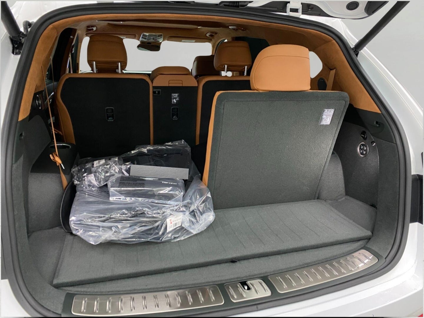 2027 Genesis GV80 3.5T Prestige AWD