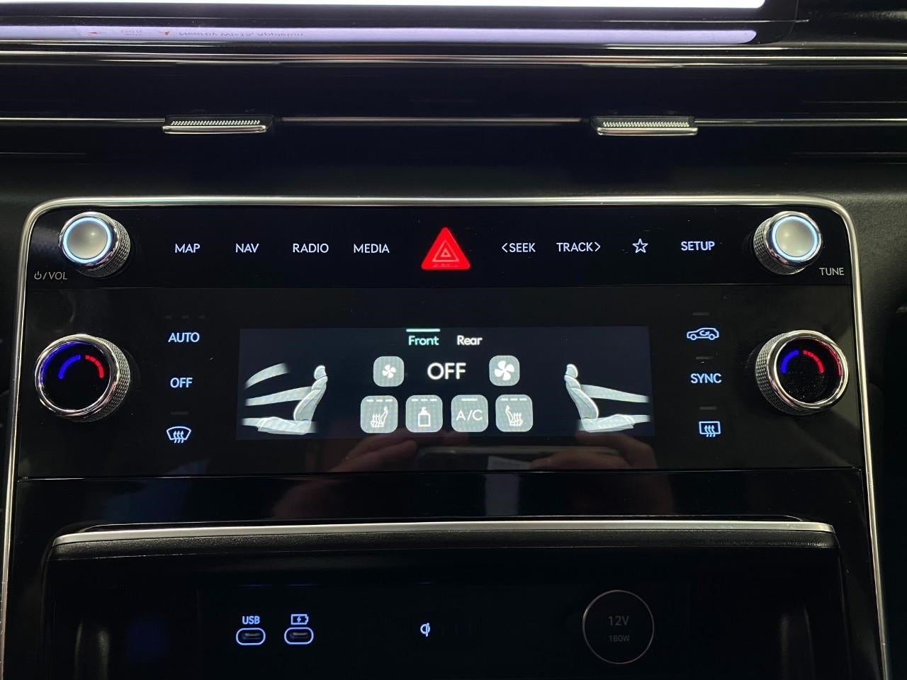 2025 Genesis GV80 2.5T Standard AWD