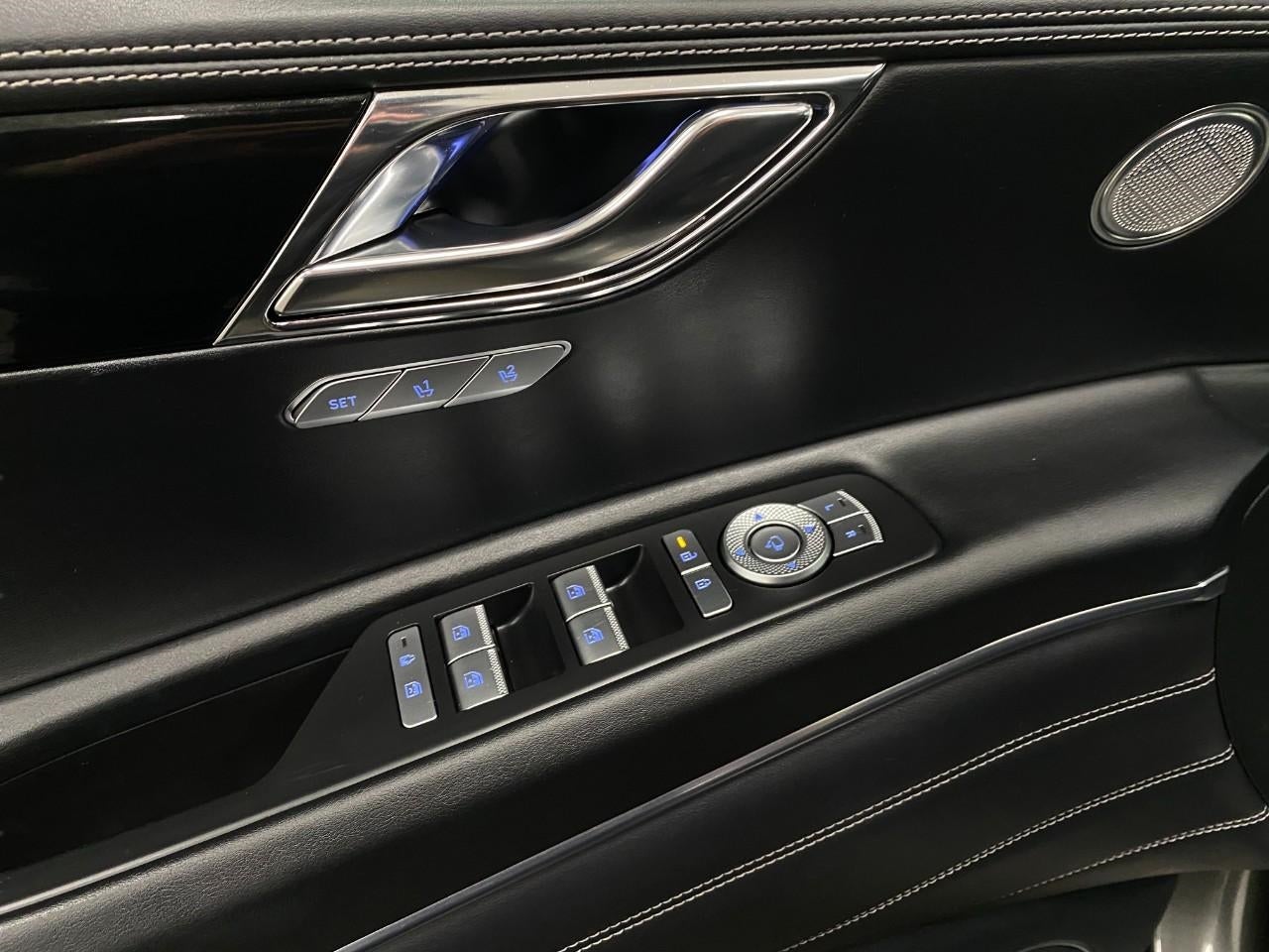 2025 Genesis GV80 2.5T Standard AWD