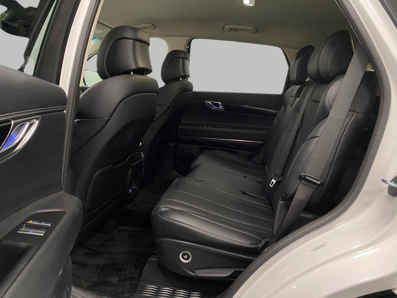 2026 Genesis GV80 2.5T AWD