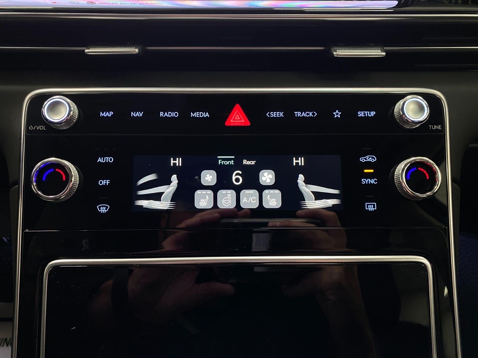 2027 Genesis GV80 2.5T AWD