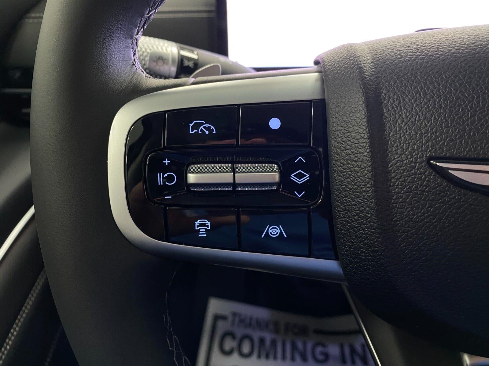 2027 Genesis GV80 2.5T