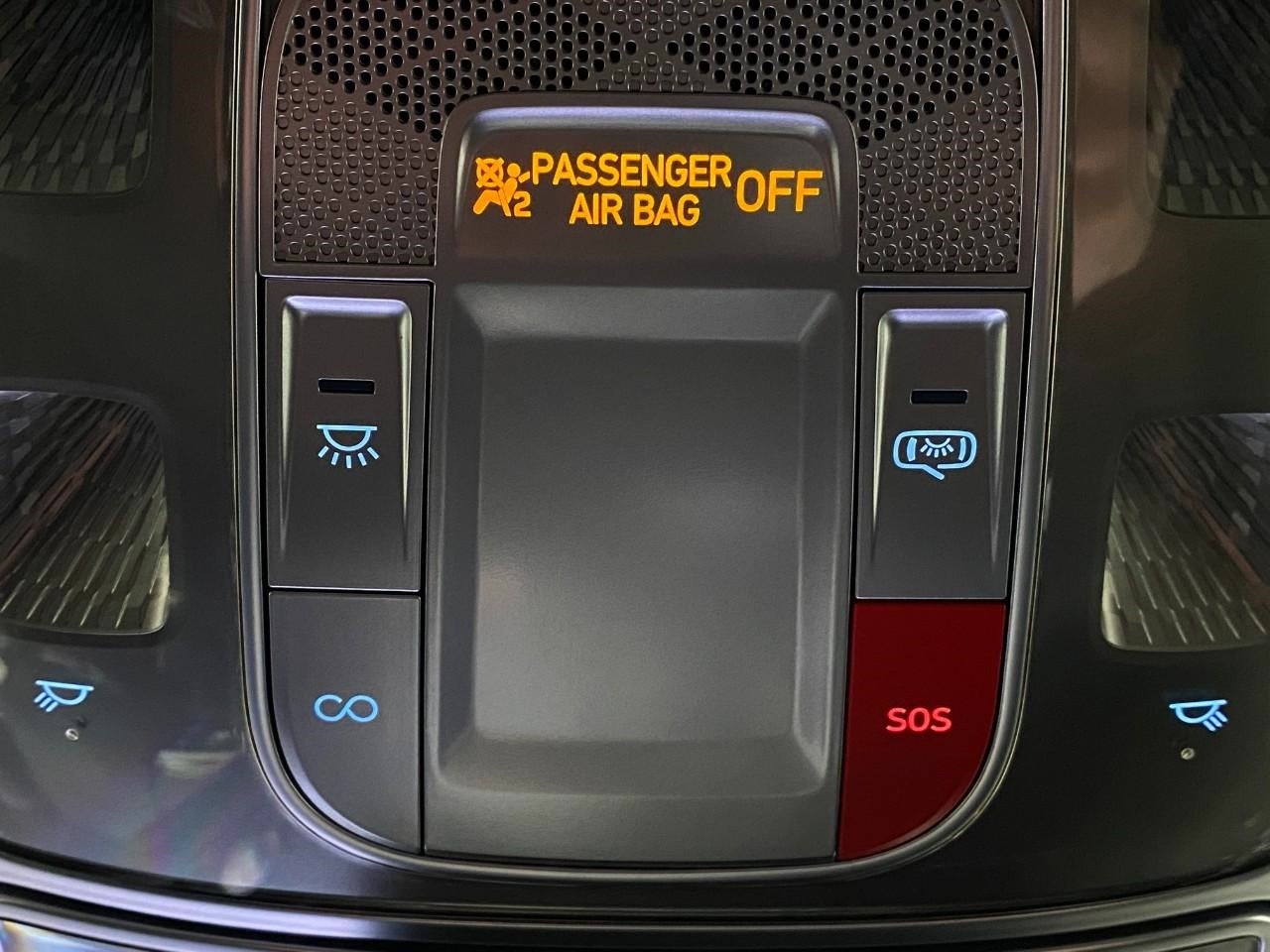 2025 Genesis GV80 2.5T Standard AWD