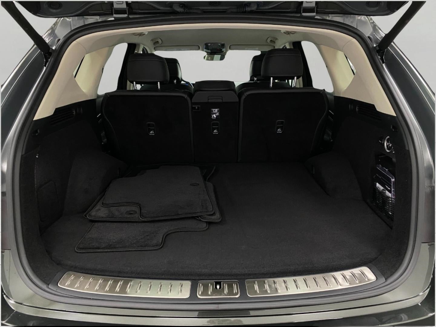 2025 Genesis GV80 2.5T Standard AWD