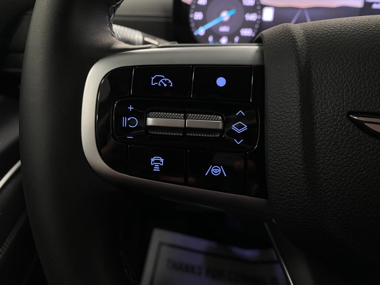 2025 Genesis GV80 2.5T Select AWD