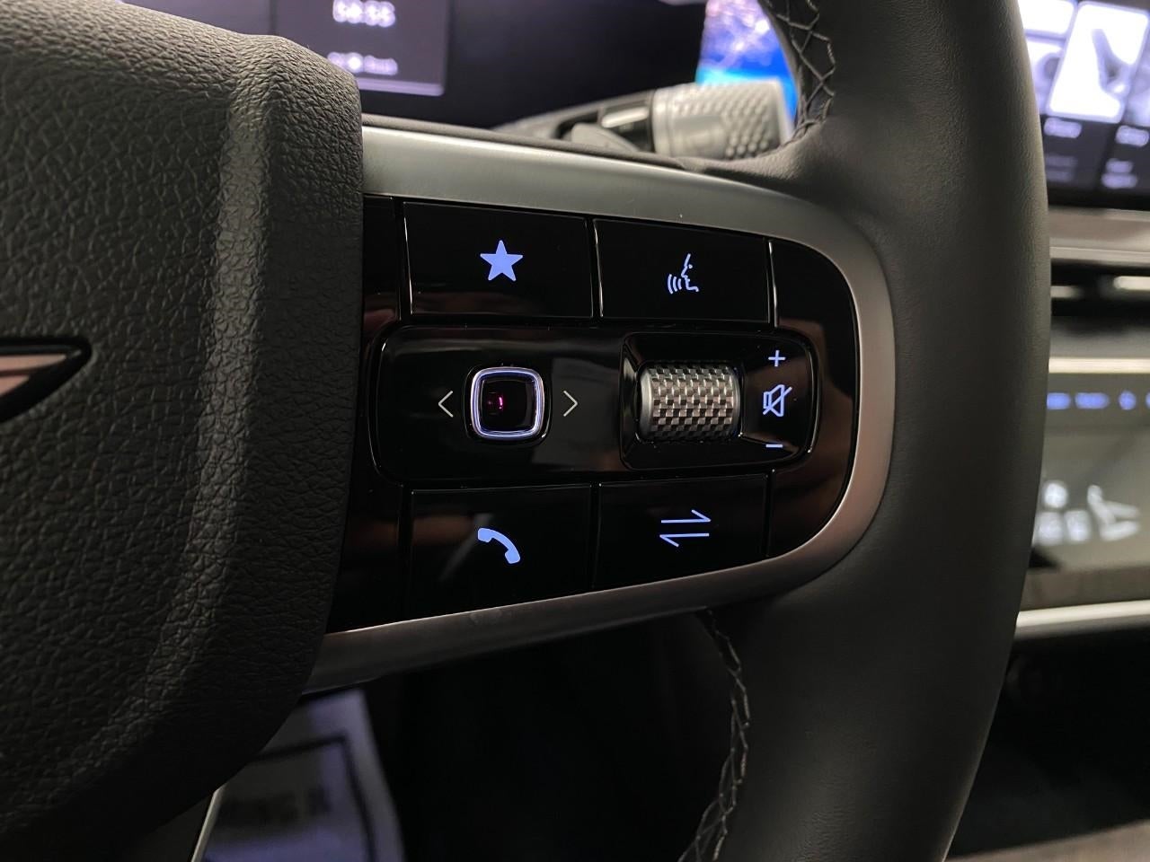 2025 Genesis GV80 2.5T Select AWD