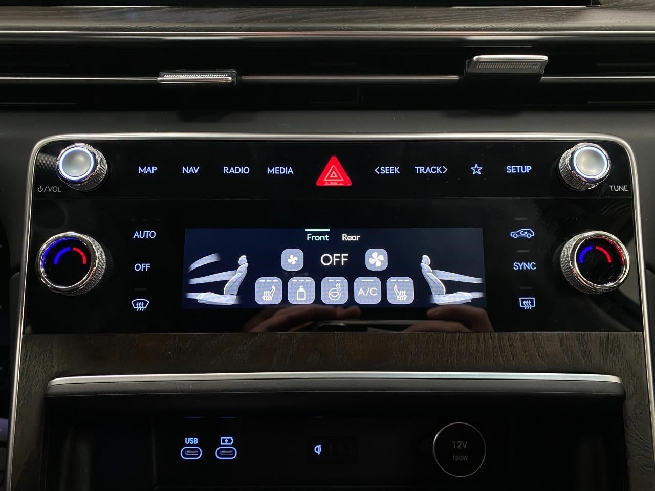 2025 Genesis GV80 2.5T Select AWD